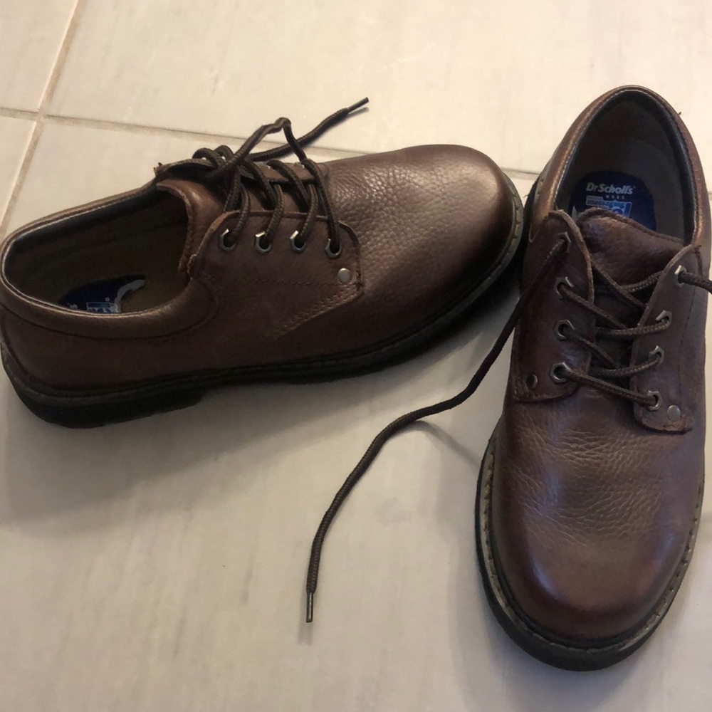 Mens shoes. Brand new, no tags